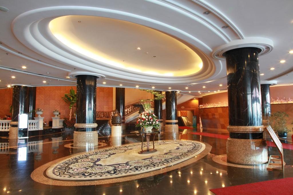 New Gloria Plaza Garden Hotel 하얼빈 외부 사진