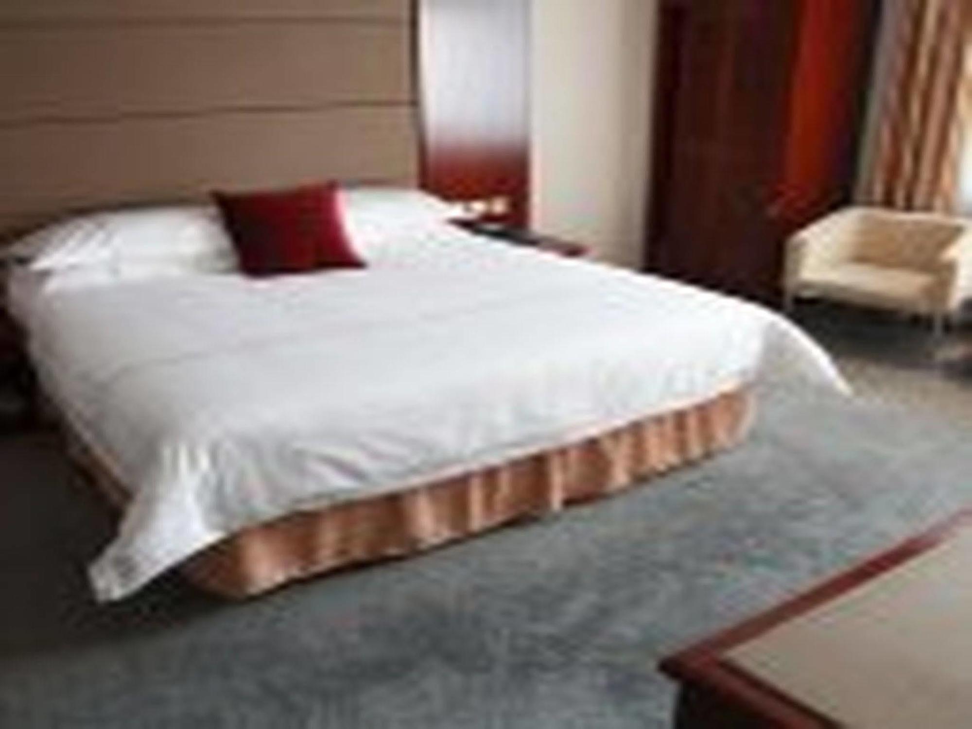 New Gloria Plaza Garden Hotel 하얼빈 외부 사진
